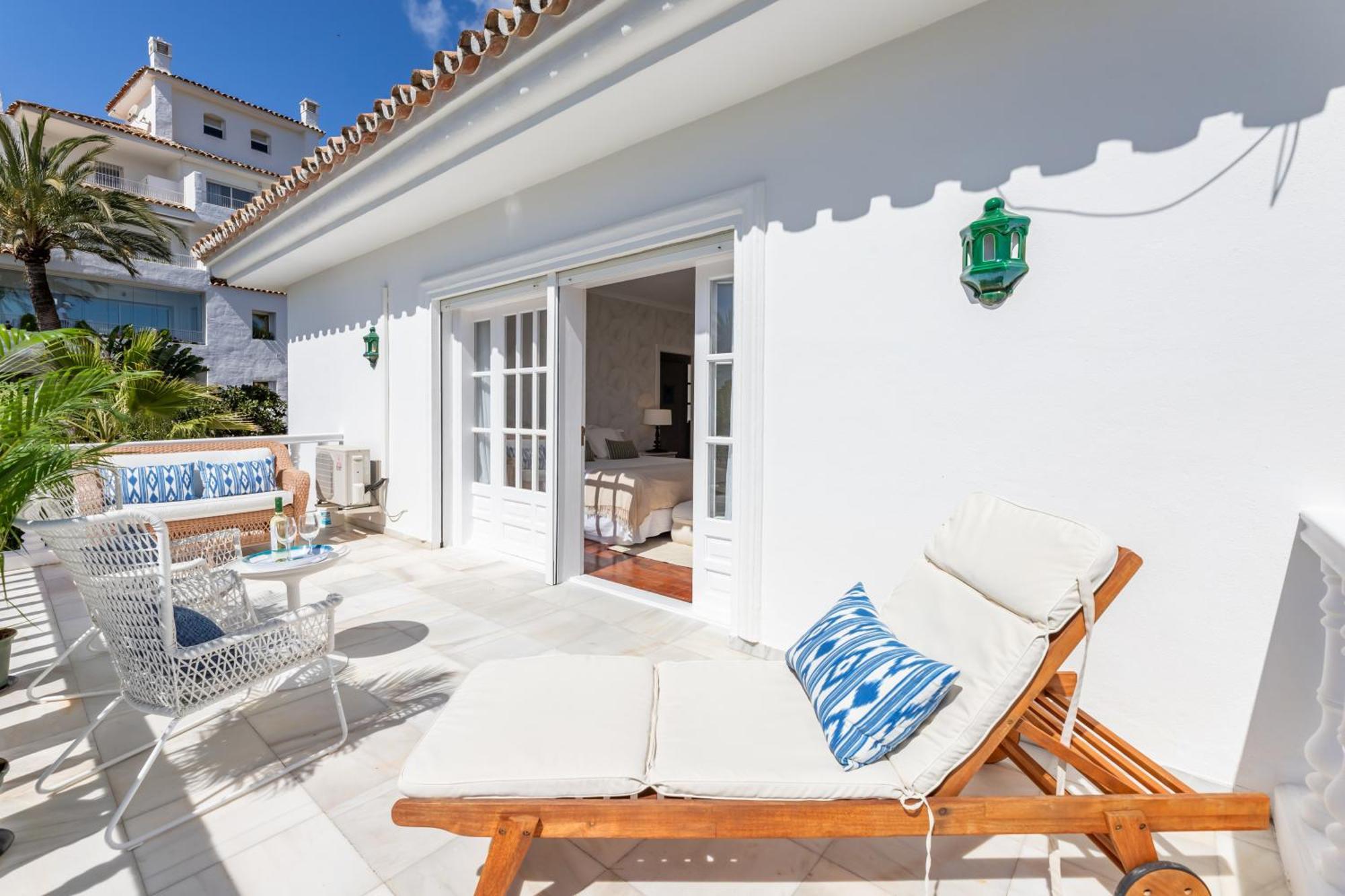 Aurora Boutique House - Only Adults Panzió Marbella Kültér fotó